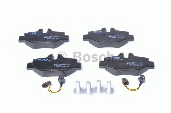 BOSCH - 0 986 494 082 - Комплект тормозных колодок, дисковый тормоз (Тормозная система)