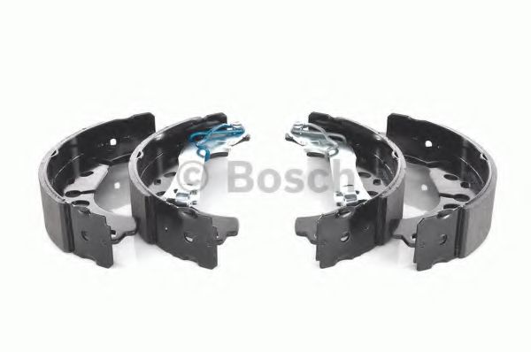 BOSCH - 0 986 487 703 - Комплект тормозных колодок (Тормозная система)