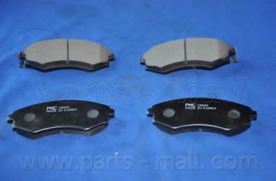PARTS-MALL - PKA-002 - Комплект тормозных колодок, дисковый тормоз (Тормозная система)