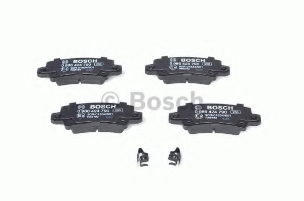 BOSCH - 0 986 424 790 - Комплект тормозных колодок, дисковый тормоз (Тормозная система)