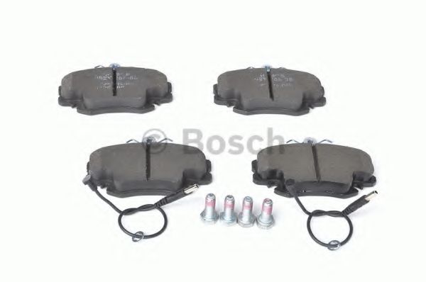 BOSCH - 0 986 467 720 - Комплект тормозных колодок, дисковый тормоз (Тормозная система)