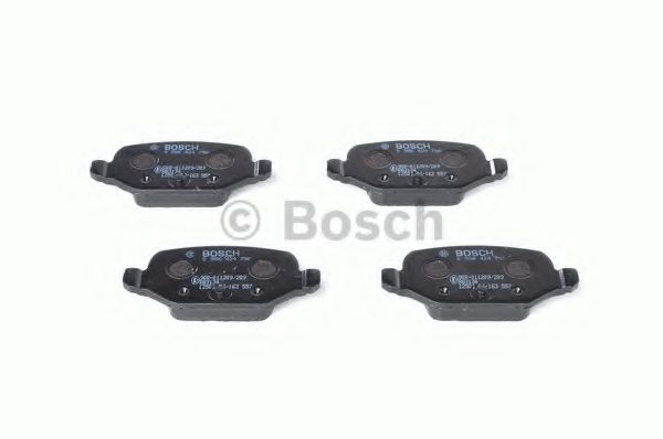 BOSCH - 0 986 424 756 - Комплект тормозных колодок, дисковый тормоз (Тормозная система)