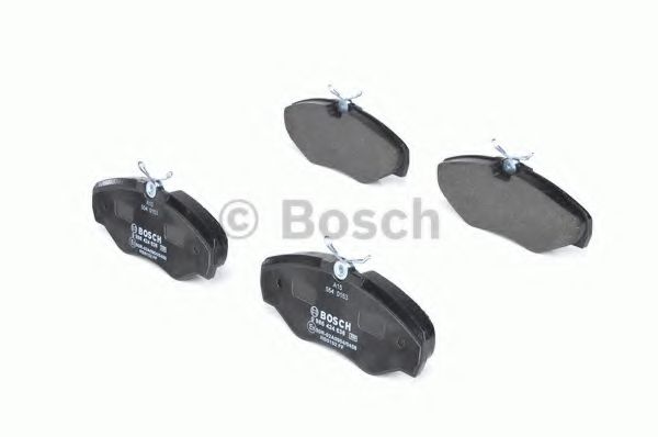 BOSCH - 0 986 424 636 - Комплект тормозных колодок, дисковый тормоз (Тормозная система)