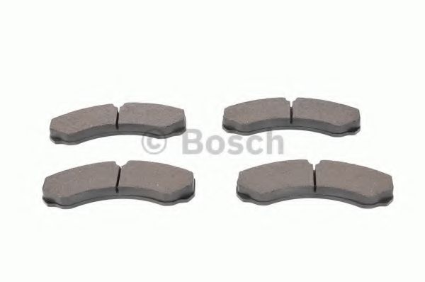 BOSCH - 0 986 424 833 - Комплект тормозных колодок, дисковый тормоз (Тормозная система)