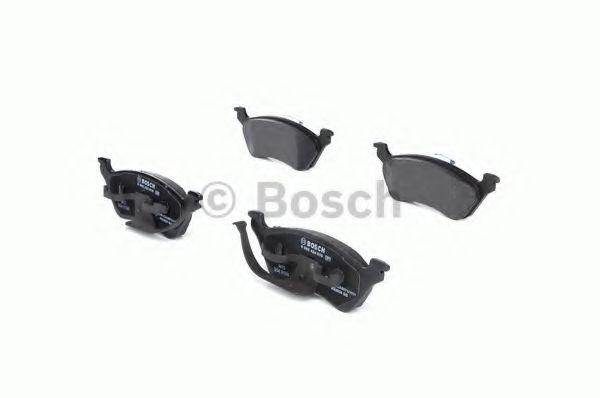 BOSCH - 0 986 424 816 - Комплект тормозных колодок, дисковый тормоз (Тормозная система)