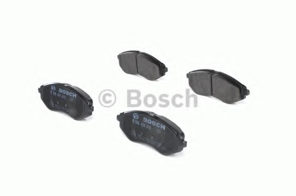 BOSCH - 0 986 424 818 - Комплект тормозных колодок, дисковый тормоз (Тормозная система)