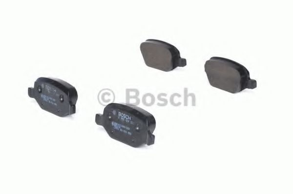 BOSCH - 0 986 424 553 - Комплект тормозных колодок, дисковый тормоз (Тормозная система)