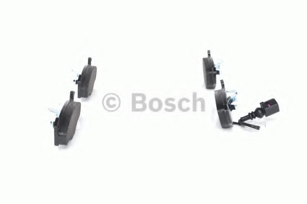 BOSCH - 0 986 424 723 - Комплект тормозных колодок, дисковый тормоз (Тормозная система)