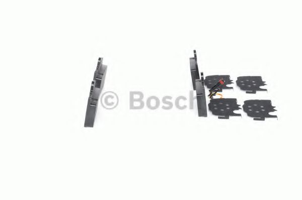 BOSCH - 0 986 424 830 - Комплект тормозных колодок, дисковый тормоз (Тормозная система)