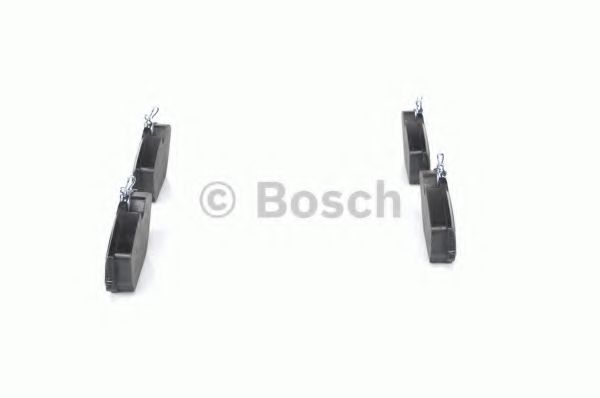 BOSCH - 0 986 424 533 - Комплект тормозных колодок, дисковый тормоз (Тормозная система)