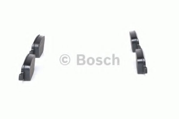 BOSCH - 0 986 424 553 - Комплект тормозных колодок, дисковый тормоз (Тормозная система)