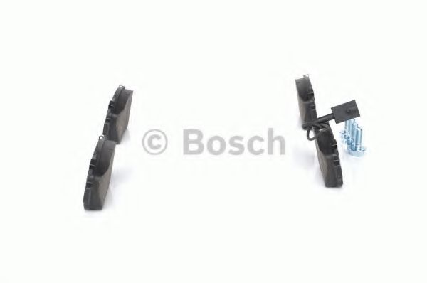 BOSCH - 0 986 424 597 - Комплект тормозных колодок, дисковый тормоз (Тормозная система)