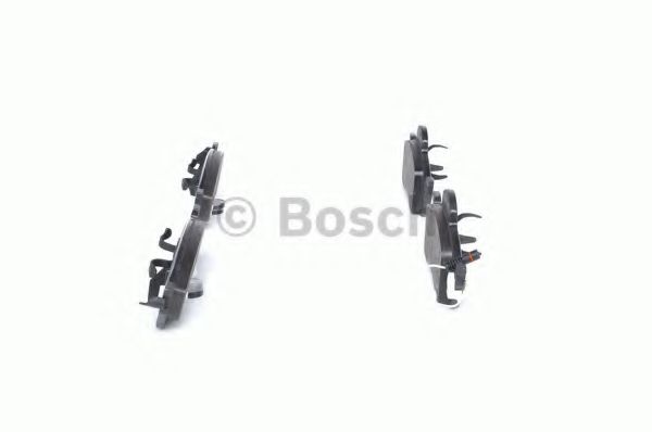 BOSCH - 0 986 424 611 - Комплект тормозных колодок, дисковый тормоз (Тормозная система)