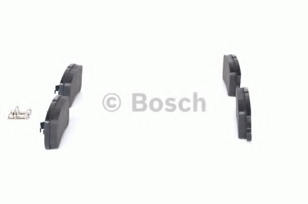 BOSCH - 0 986 424 717 - Комплект тормозных колодок, дисковый тормоз (Тормозная система)