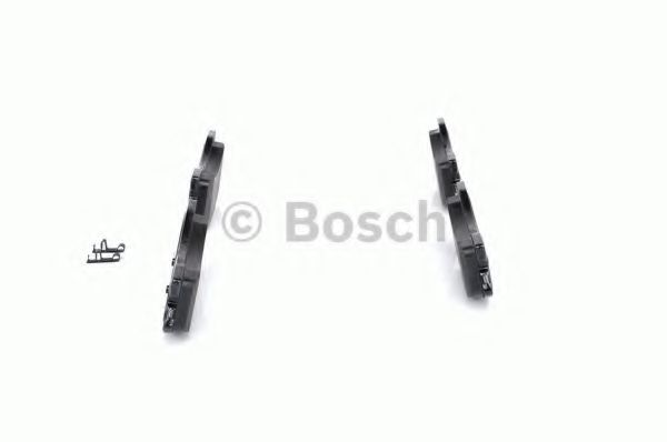 BOSCH - 0 986 424 823 - Комплект тормозных колодок, дисковый тормоз (Тормозная система)