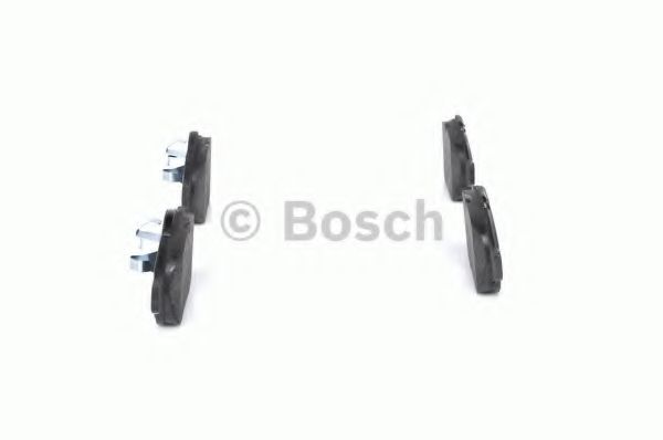 BOSCH - 0 986 494 033 - Комплект тормозных колодок, дисковый тормоз (Тормозная система)