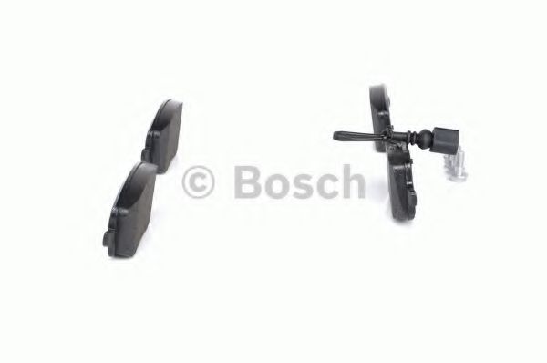 BOSCH - 0 986 494 105 - Комплект тормозных колодок, дисковый тормоз (Тормозная система)