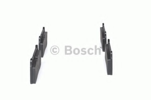 BOSCH - 0 986 494 207 - Комплект тормозных колодок, дисковый тормоз (Тормозная система)