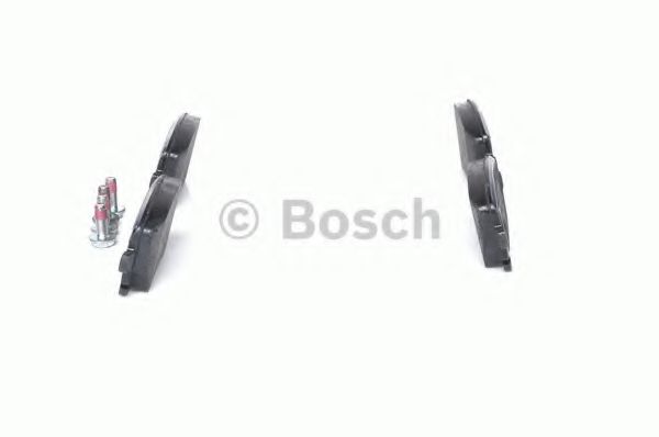 BOSCH - 0 986 494 303 - Комплект тормозных колодок, дисковый тормоз (Тормозная система)