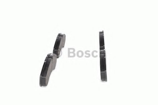 BOSCH - 0 986 424 833 - Комплект тормозных колодок, дисковый тормоз (Тормозная система)