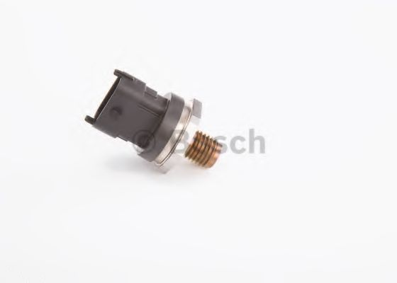 BOSCH - 0 281 002 909 - Датчик, давление подачи топлива (Приготовление смеси)