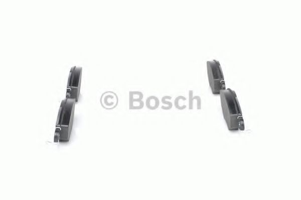 BOSCH - 0 986 424 453 - Комплект тормозных колодок, дисковый тормоз (Тормозная система)