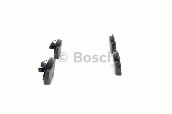 BOSCH - 0 986 424 825 - Комплект тормозных колодок, дисковый тормоз (Тормозная система)