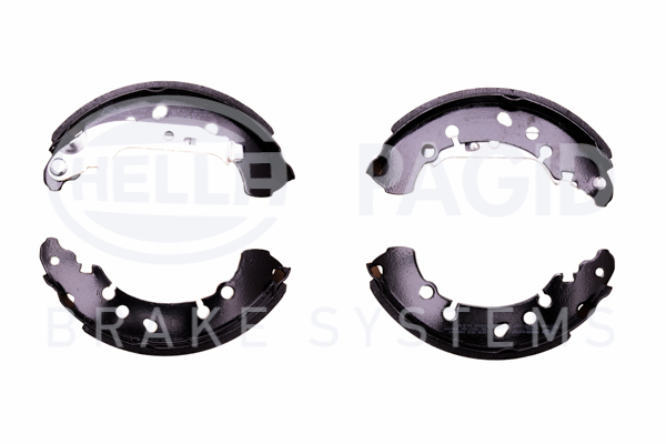 BEHR HELLA SERVICE - 8DB355000471 - Комплект тормозных колодок