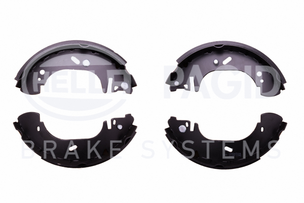 BEHR HELLA SERVICE - 8DB355001371 - Комплект тормозных колодок