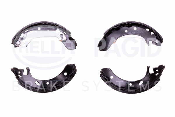 BEHR HELLA SERVICE - 8DB355001461 - Комплект тормозных колодок