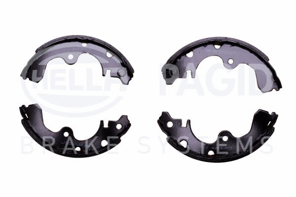 BEHR HELLA SERVICE - 8DB355001561 - Комплект тормозных колодок BEHR HELLA SERVICE - 8DB355001561 - Комплект тормозных колодок