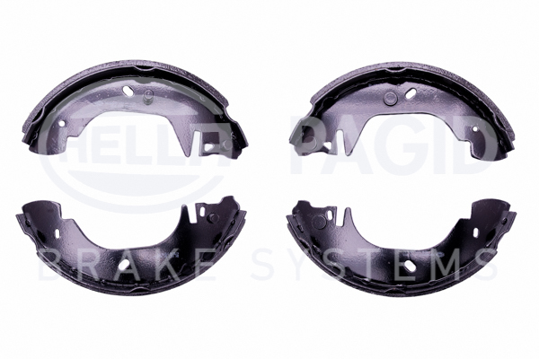 BEHR HELLA SERVICE - 8DB355001611 - Комплект тормозных колодок