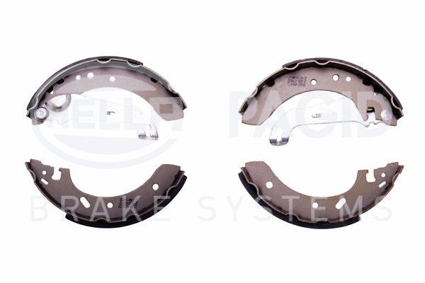 BEHR HELLA SERVICE - 8DB355001811 - Комплект тормозных колодок