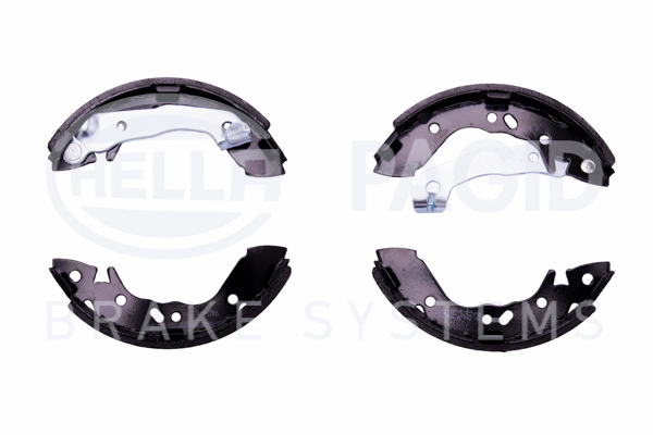 BEHR HELLA SERVICE - 8DB355001941 - Комплект тормозных колодок