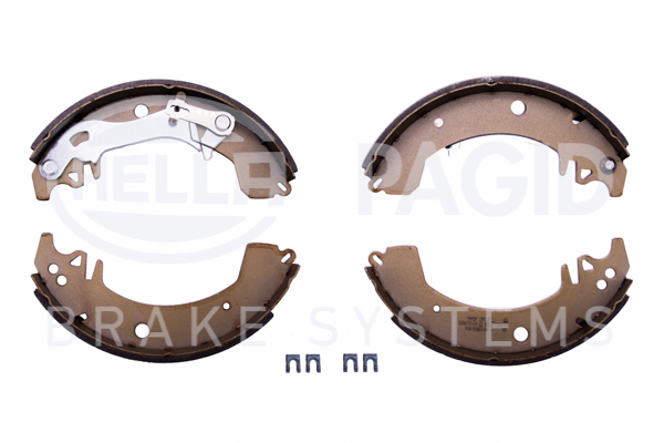 BEHR HELLA SERVICE - 8DB355002101 - Комплект тормозных колодок