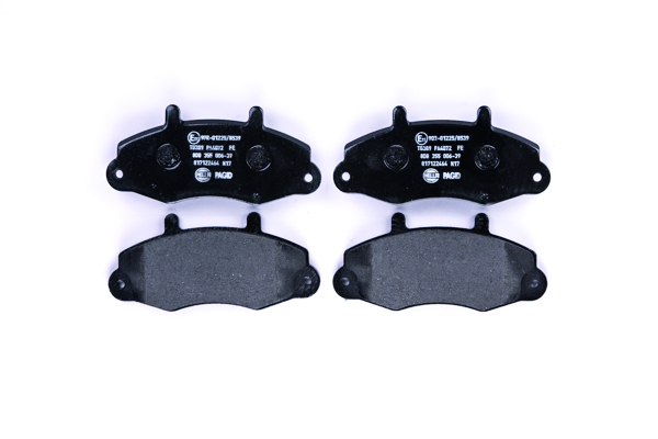 BEHR HELLA SERVICE - 8DB355006391 - Комплект тормозных колодок, дисковый тормоз