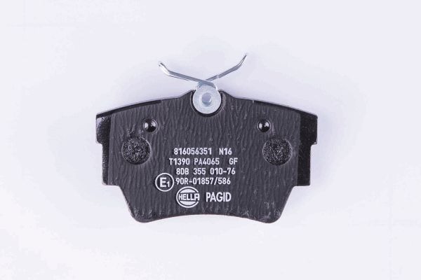 BEHR HELLA SERVICE - 8DB355010761 - Комплект тормозных колодок, дисковый тормоз