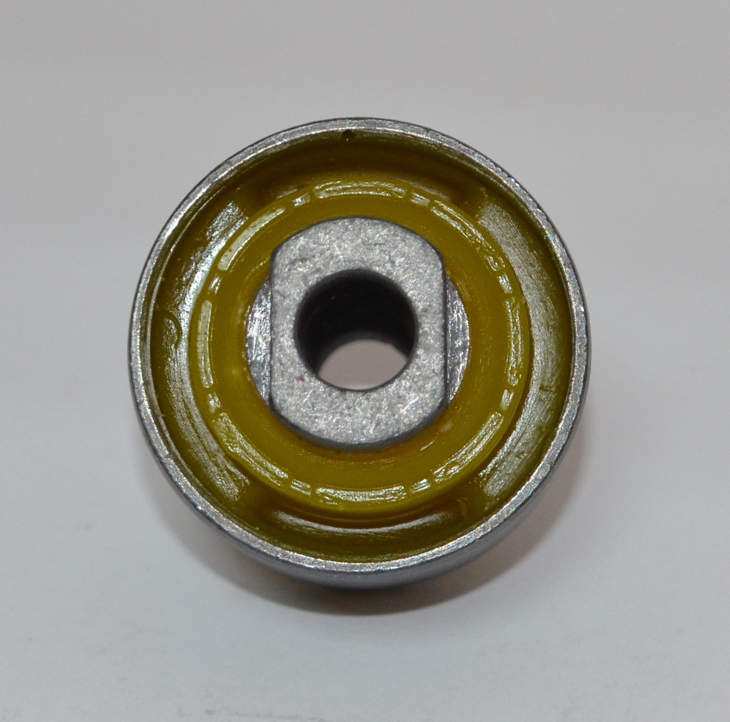 PARTMANN - PM01.0179 - С/блок внутр. ниж. важеля перед. (поліуретан) Audi A4 95- VW Passat 96-05