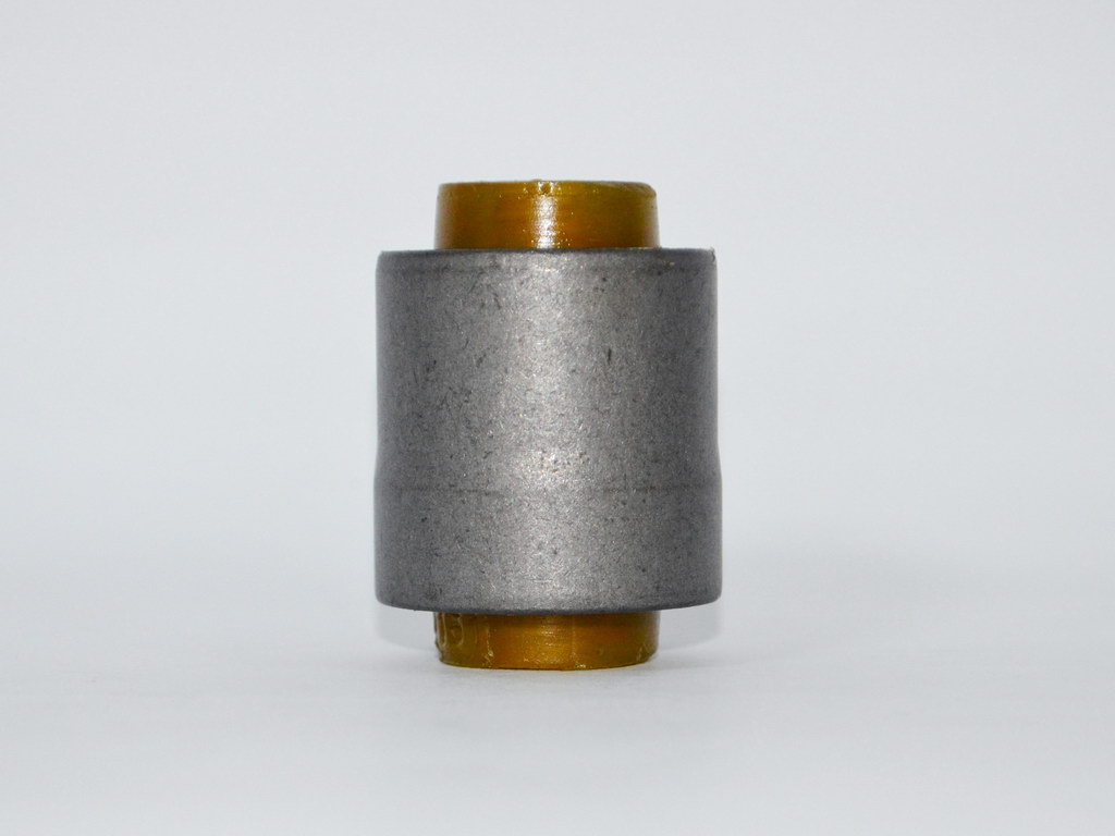 PARTMANN - PM01.0228 - С/блок важеля поперечн. зад. верх. (бумеранг/2шт на важіль) (36,5х12х50) Dodge Caliber; Jeep Compass, Patriot 1.8-2.4Lpg 06.06-; Mitsubishi ASX, Lancer VIII, Outlander II 1.5-2.4 11.0