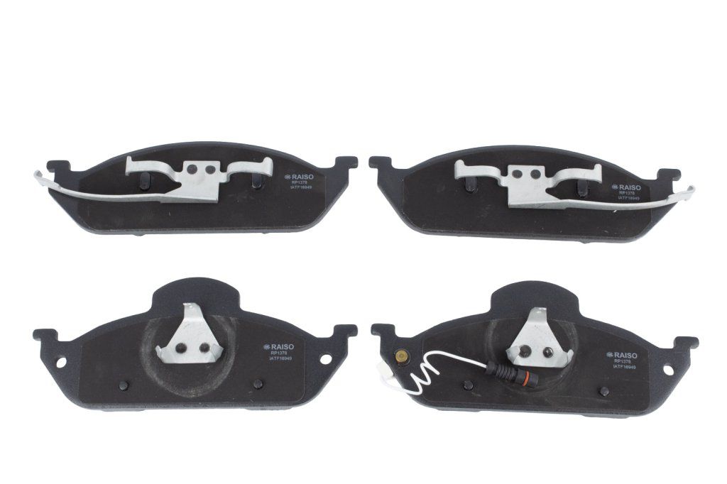 RAISO - RP1378 - Гальмівнi колодки дисковi перед. DB W163 ML230-ML430